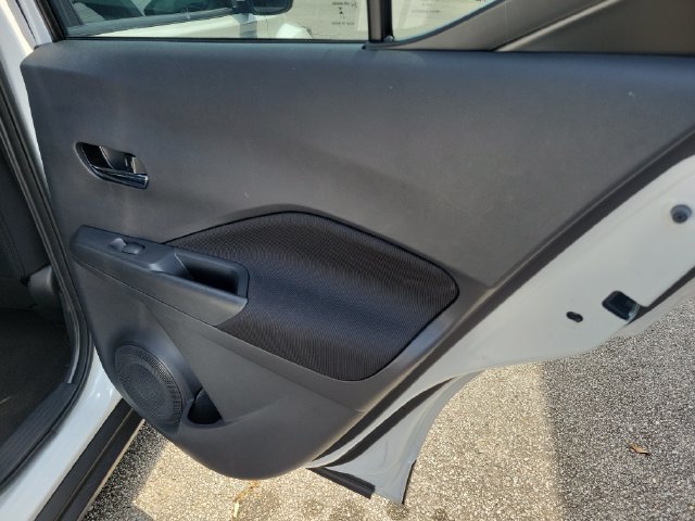 Used 2024 Nissan Kicks SV FWD image 25