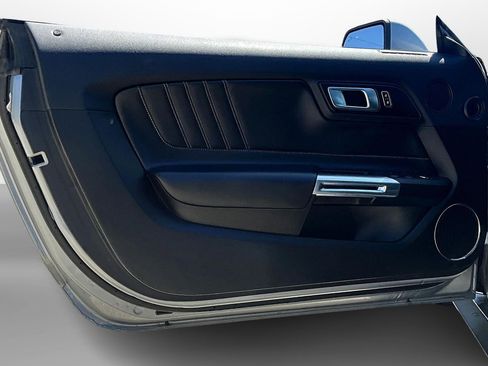 Used 2022 Ford Mustang Premium image 25