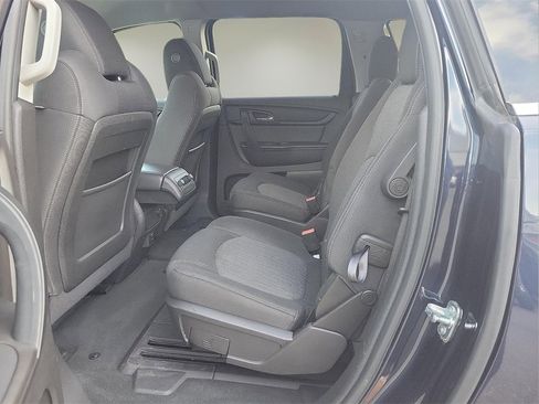 Used 2016 Chevrolet Traverse LT image 8