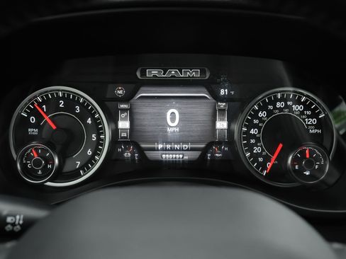 Used 2021 RAM 1500 Big Horn AWD/4WD image 10