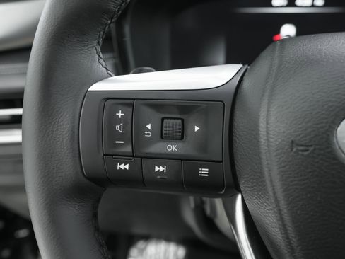 Used 2024 INFINITI QX60 Luxe image 16