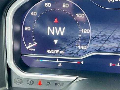 Used 2024 GMC Sierra 2500 AT4 image 15