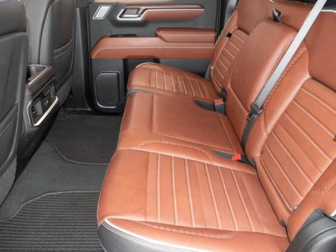 Used 2024 GMC Sierra 1500 Denali Ultimate AWD/4WD image 16
