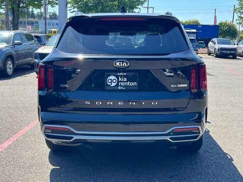 Used 2021 Kia Sorento EX w/ Panoramic Sunroof Package AWD/4WD image 8
