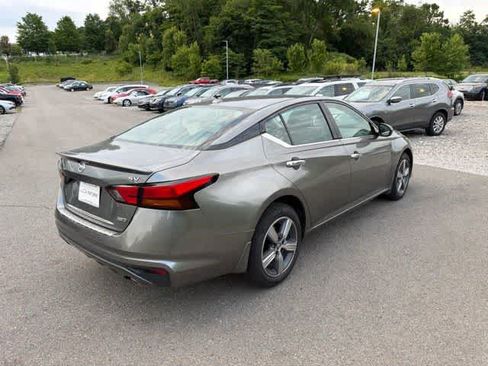 Used 2019 Nissan Altima 2.5 SV AWD/4WD image 7