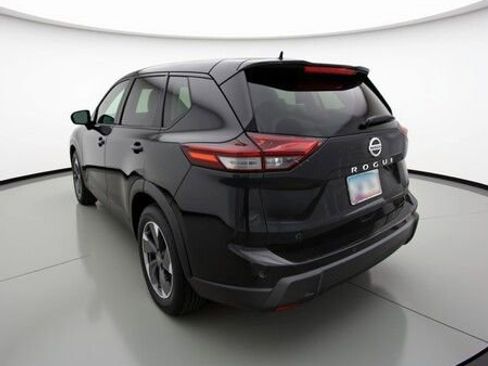 Used 2025 Nissan Rogue SV image 4