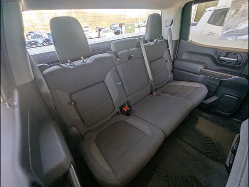 Used 2021 Chevrolet Silverado 1500 LT Trail Boss image 21