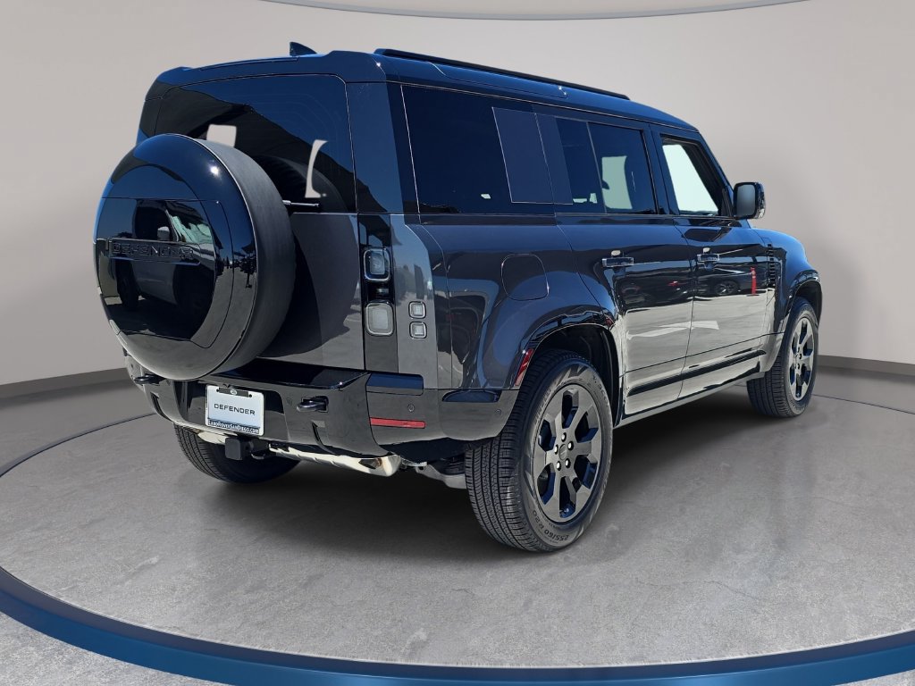 New 2026 Land Rover Defender 110 X-Dynamic SE AWD/4WD image 5