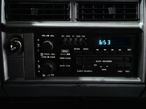 Used 1991 GMC Sonoma AWD/4WD image 22
