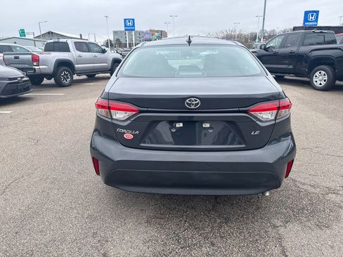 Used 2025 Toyota Corolla LE image 6