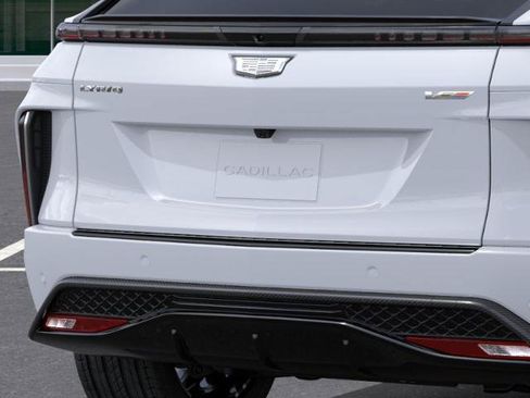 New 2026 Cadillac Lyriq V w/ Exterior Carbon Fiber Package AWD/4WD image 14