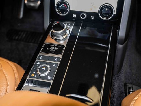 Used 2021 Land Rover Range Rover Autobiography Fifty Edition AWD/4WD image 30