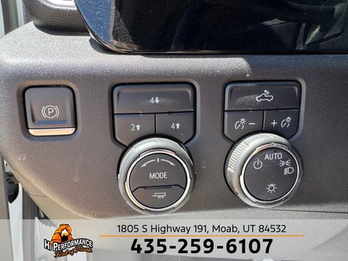 Used 2024 Chevrolet Silverado 2500 LT AWD/4WD image 25