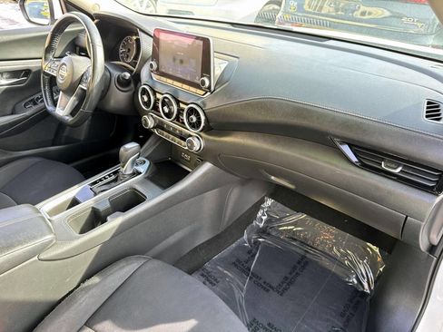 Used 2022 Nissan Sentra SV FWD image 8