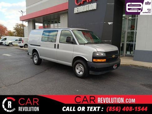 Used 2020 Chevrolet Express 3500 w/ Driver Convenience Package image 1