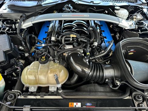 Used 2018 Ford Mustang Shelby GT350 w/ Electronics Package RWD image 21