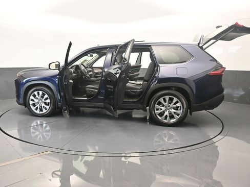 Used 2025 Toyota Grand Highlander AWD Hybrid image 79