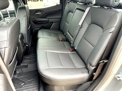 Used 2024 Chevrolet Colorado LT w/ LT Convenience Package III RWD image 20