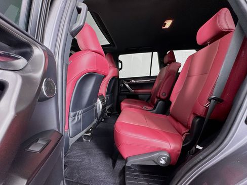 Used 2023 Lexus GX 460 Premium w/ Accessory Package AWD/4WD image 25