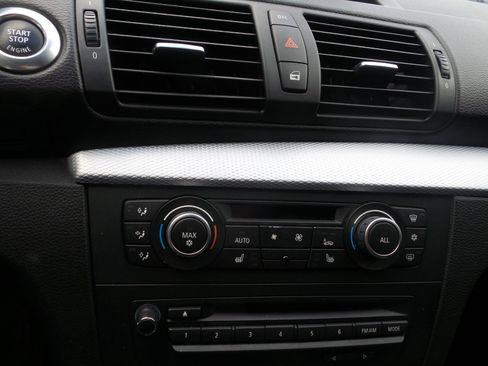 Used 2011 BMW 135i Coupe image 27