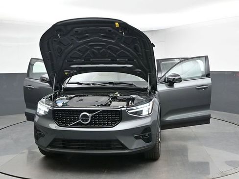 New 2026 Volvo XC40 B5 Plus w/ Protection Package Premier AWD/4WD image 55