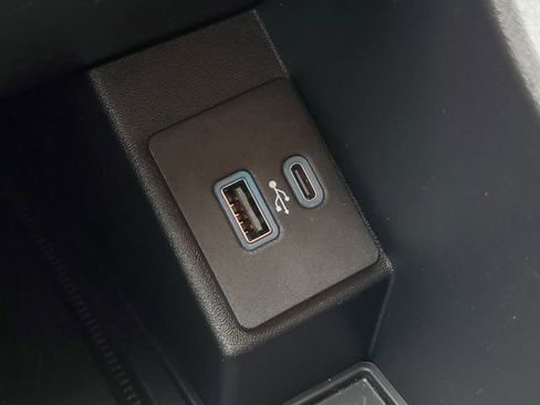 Certified 2022 Ford Edge SEL w/ Convenience Package image 23