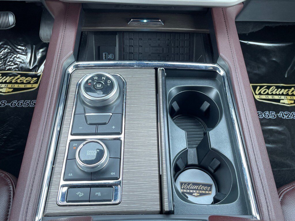 Used 2023 Ford Expedition Limited AWD/4WD image 18