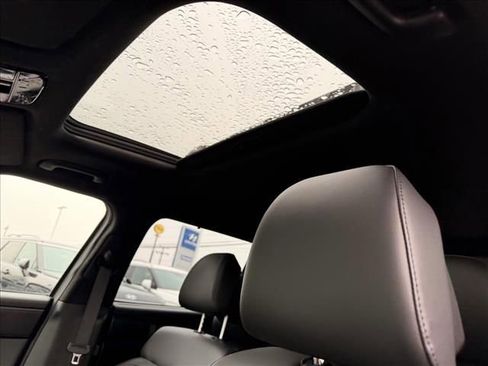 Used 2024 Hyundai Santa Fe Calligraphy image 17