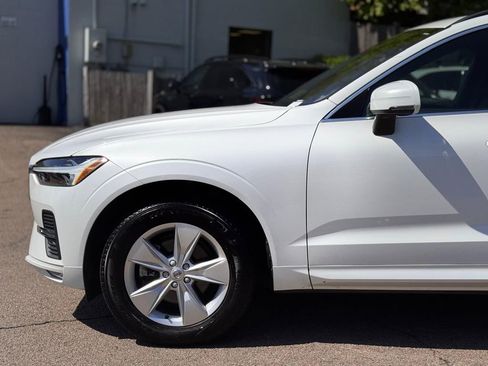 Used 2022 Volvo XC60 B5 Momentum AWD/4WD image 10