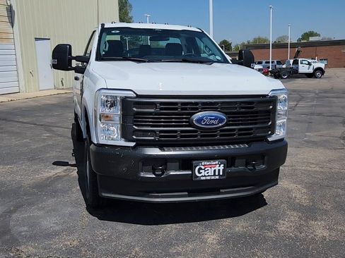 New 2025 Ford F250 XL w/ FX4 Off-Road Package image 16