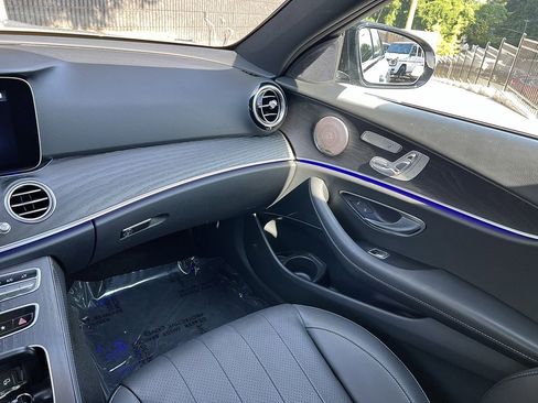 Used 2022 Mercedes-Benz E 350 Sedan image 35