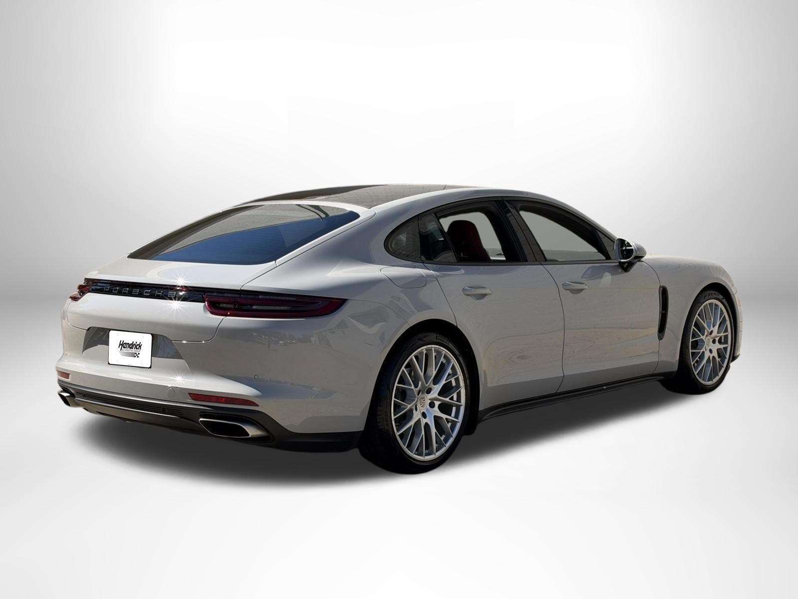 Used 2018 Porsche Panamera 4 AWD/4WD image 3