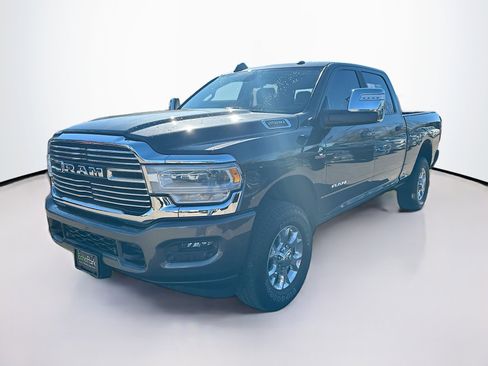 Used 2024 RAM 2500 Laramie image 3