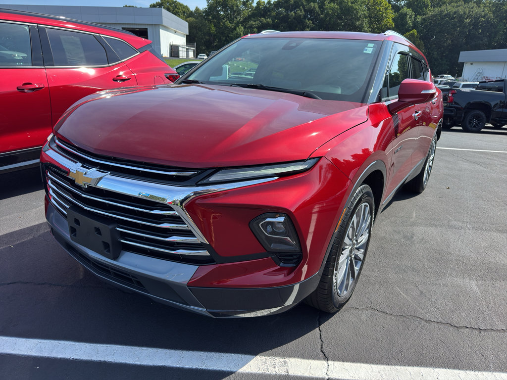 Used 2025 Chevrolet Blazer Premier w/ Driver Confidence II Package FWD image 1