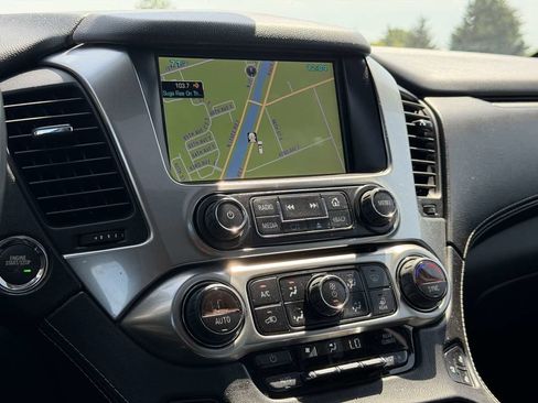 Used 2015 Chevrolet Suburban LTZ AWD/4WD image 30