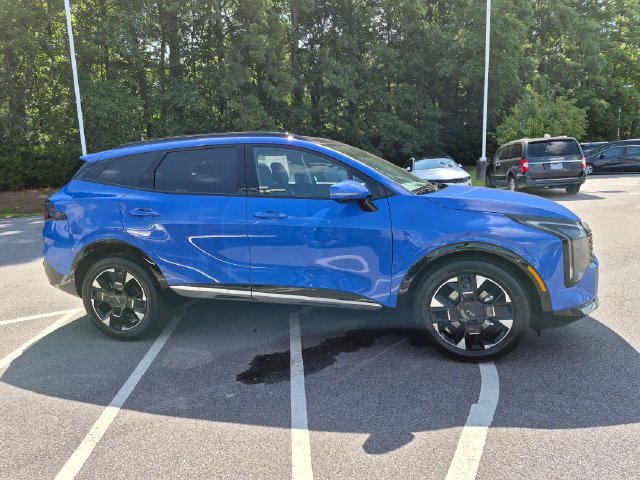New 2026 Kia Sportage SX FWD image 2