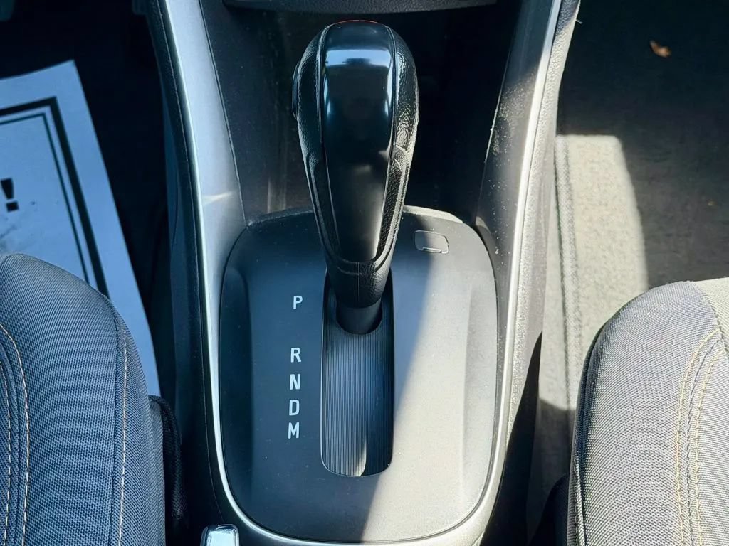 Used 2019 Chevrolet Trax LS FWD image 24