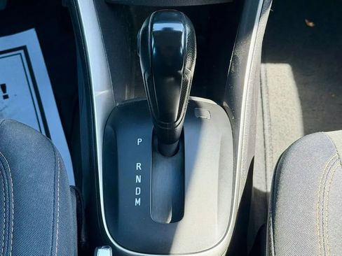 Used 2019 Chevrolet Trax LS FWD image 24