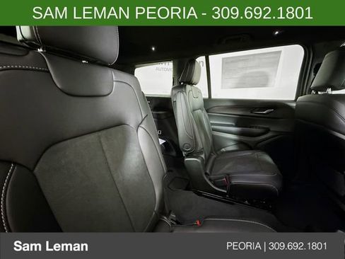 New 2025 Jeep Grand Cherokee L Altitude image 28