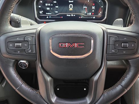 Used 2023 GMC Sierra 1500 AT4 w/ AT4 Premium Package AWD/4WD image 16