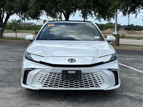 Used 2025 Toyota Camry XSE w/ Premium Package FWD image 3
