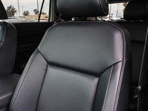Used 2019 Volkswagen Atlas SEL R-Line FWD image 35