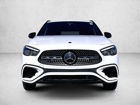 Used 2025 Mercedes-Benz GLA 250 image 3