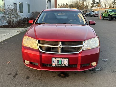 Used 2010 Dodge Avenger R/T image 8