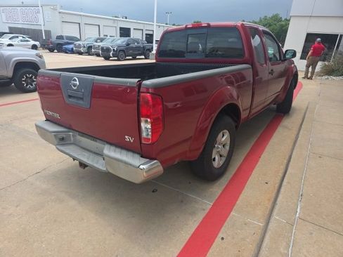 Used 2011 Nissan Frontier SV RWD image 7