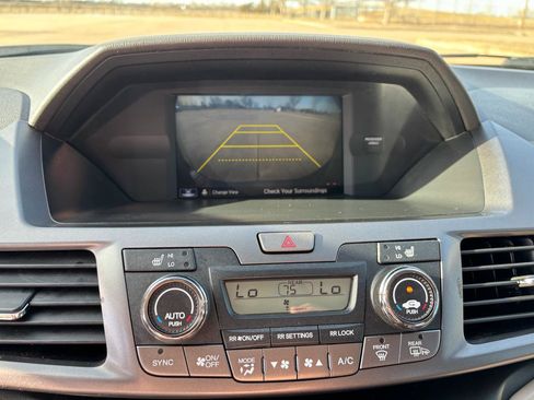 Used 2014 Honda Odyssey Touring image 14