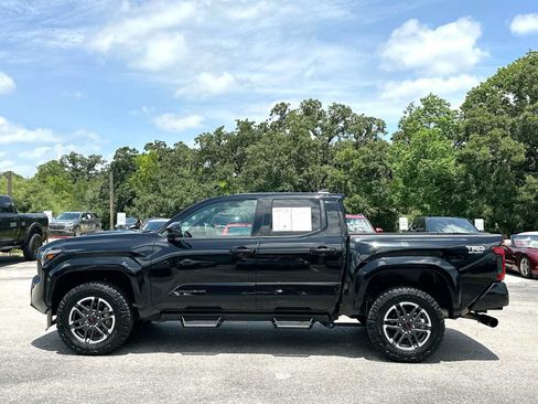 Used 2025 Toyota Tacoma TRD Sport AWD/4WD image 12