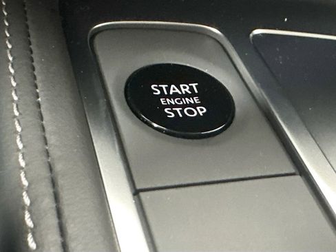 Certified 2026 INFINITI QX60 Luxe w/ Family Package image 17