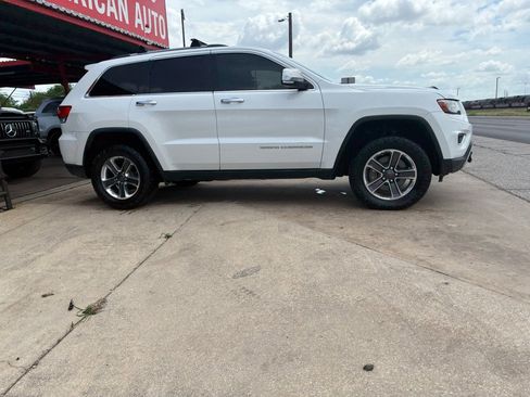 Used 2014 Jeep Grand Cherokee Limited w/ Luxury Group II AWD/4WD image 9