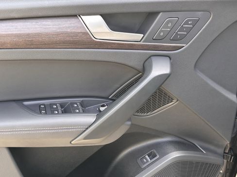 Certified 2024 Audi Q5 2.0T Prestige w/ Prestige Package image 14